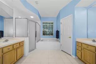 2225 Longmore Cir, Valrico, FL 33596 - Photo 23