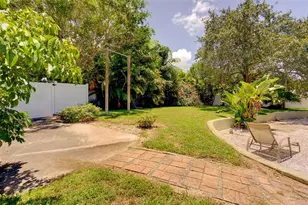 215 Garden Cir, Belleair, FL 33756 - Photo 45