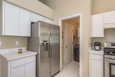 28540 Tall Grass Drive, Wesley Chapel, FL 33543 - Photo 11