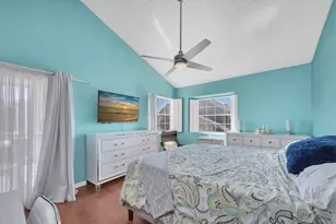 6931 Stonesthrow Cir N, Saint Petersburg, FL 33710 - Photo 19