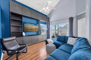 6931 Stonesthrow Cir N, Saint Petersburg, FL 33710 - Photo 3