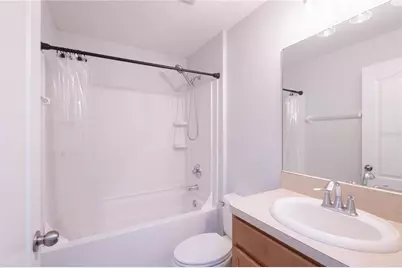 8022 Alamosa Wood Avenue, Ruskin, FL 33573 - Photo 25