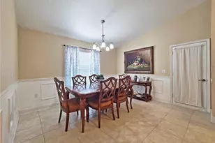 2807 Wilder Park Dr, Plant City, FL 33566 - Photo 9
