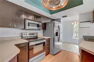 8849 Richmond St, Gibsonton, FL 33534 - Photo 11