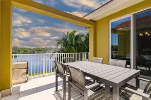 17 Franklin Ct S, Saint Petersburg, FL 33711 - Photo 19