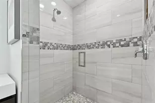 21 Crescent Pl S, Saint Petersburg, FL 33711 - Photo 27