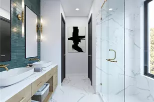 310 W Columbus Dr, Tampa, FL 33602 - Photo 13