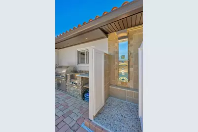 1963 Michigan Avenue NE, Saint Petersburg, FL 33703 - Photo 37