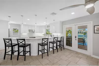 1963 Michigan Avenue NE, Saint Petersburg, FL 33703 - Photo 13