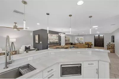 1963 Michigan Avenue NE, Saint Petersburg, FL 33703 - Photo 17