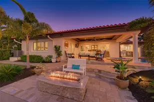 1963 Michigan Ave NE, Saint Petersburg, FL 33703 - Photo 5