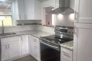 7143 Pear Ln, Spring Hill, FL 34606 - Photo 9