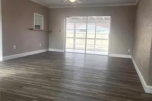 7143 Pear Ln, Spring Hill, FL 34606 - Photo 7