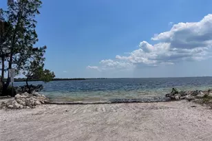 723 Pent St, Tarpon Springs, FL 34689 - Photo 31