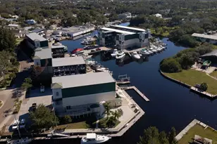 723 Pent St, Tarpon Springs, FL 34689 - Photo 43