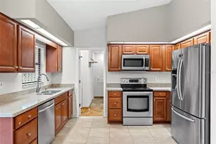723 Pent St, Tarpon Springs, FL 34689 - Photo 3