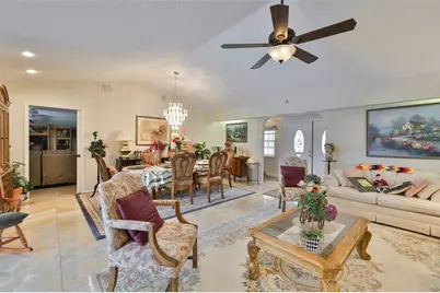 2106 W View Drive, Sun City Center, FL 33573 - Photo 9