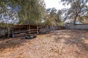 6905 W Knights Griffin Rd, Plant City, FL 33565 - Photo 19