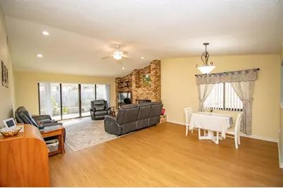 4018 Cypress Landing S, Winter Haven, FL 33884 - Photo 5