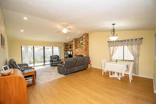 4018 Cypress Landing S, Winter Haven, FL 33884 - Photo 5