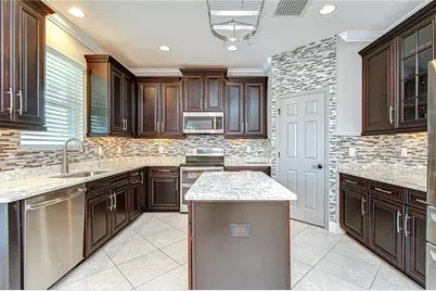 10455 Flagstaff Falls Avenue, Riverview, FL 33578 - Photo 11