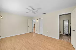 105 Peterson Ln, Palm Harbor, FL 34683 - Photo 25