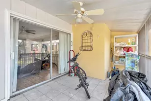 3765 41st St S, Saint Petersburg, FL 33711 - Photo 23