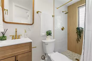 5235 54th Ave N, Saint Petersburg, FL 33709 - Photo 19