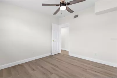 5235 54th Avenue N, Saint Petersburg, FL 33709 - Photo 17