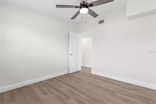 5235 54th Ave N, Saint Petersburg, FL 33709 - Photo 17