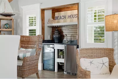 213 84th Street, Holmes Beach, FL 34217 - Photo 7