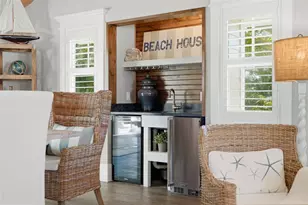 213 84th St, Holmes Beach, FL 34217 - Photo 7