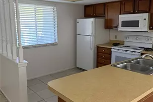 2888 Bancroft Cir E, Palm Harbor, FL 34683 - Photo 9