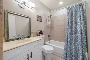 5217 81st St N, Saint Petersburg, FL 33709 - Photo 25