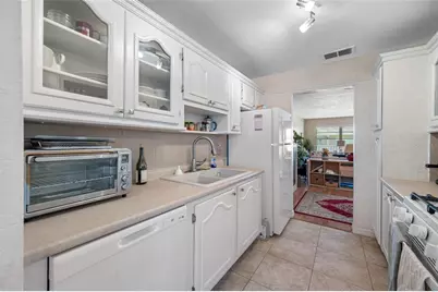 5217 81st Street N #16, Saint Petersburg, FL 33709 - Photo 13