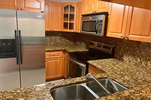 5931 W 16th Ln, Hialeah, FL 33012 - Photo 27