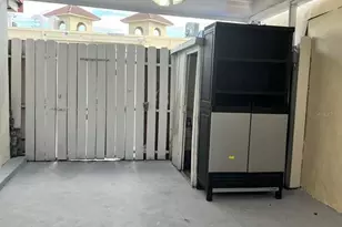 5931 W 16th Ln, Hialeah, FL 33012 - Photo 35