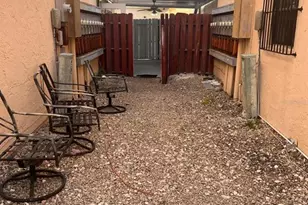 5931 W 16th Ln, Hialeah, FL 33012 - Photo 37