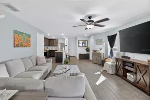 5335 New Friendship Pl, Tampa, FL 33619 - Photo 9