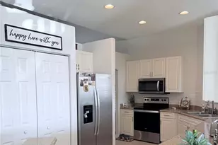 1708 Triano Cir, Venice, FL 34292 - Photo 9