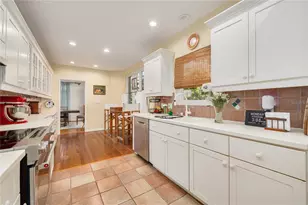 438 Villa Grande Ave S, Saint Petersburg, FL 33707 - Photo 15