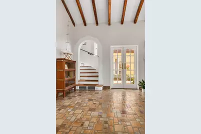 438 Villagrande Avenue S, Saint Petersburg, FL 33707 - Photo 17