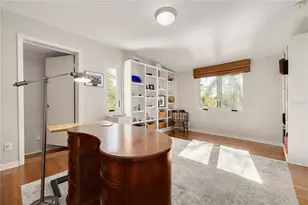 438 Villa Grande Ave S, Saint Petersburg, FL 33707 - Photo 29