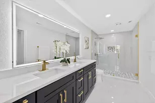 6403 Elliot Dr, Tampa, FL 33615 - Photo 5