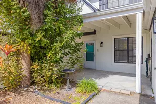 16076 Dawnview Dr, Tampa, FL 33624 - Photo 5