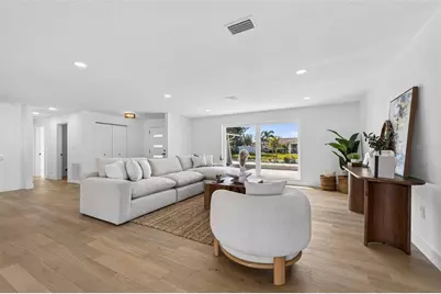 4426 43rd Street S, Saint Petersburg, FL 33702 - Photo 11