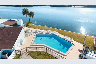1 Windrush Boulevard #21, Indian Rocks Beach, FL 33785 - Photo 3