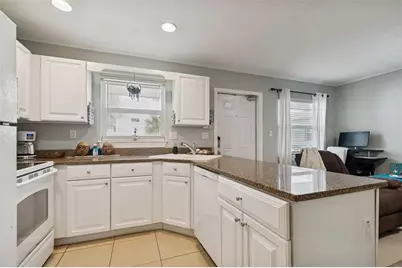 245 104th Avenue #7, Treasure Island, FL 33706 - Photo 9