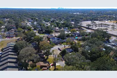 4705 Serena Drive, Tampa, FL 33617 - Photo 57