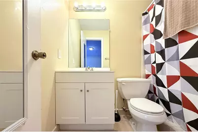 4705 Serena Drive, Tampa, FL 33617 - Photo 25